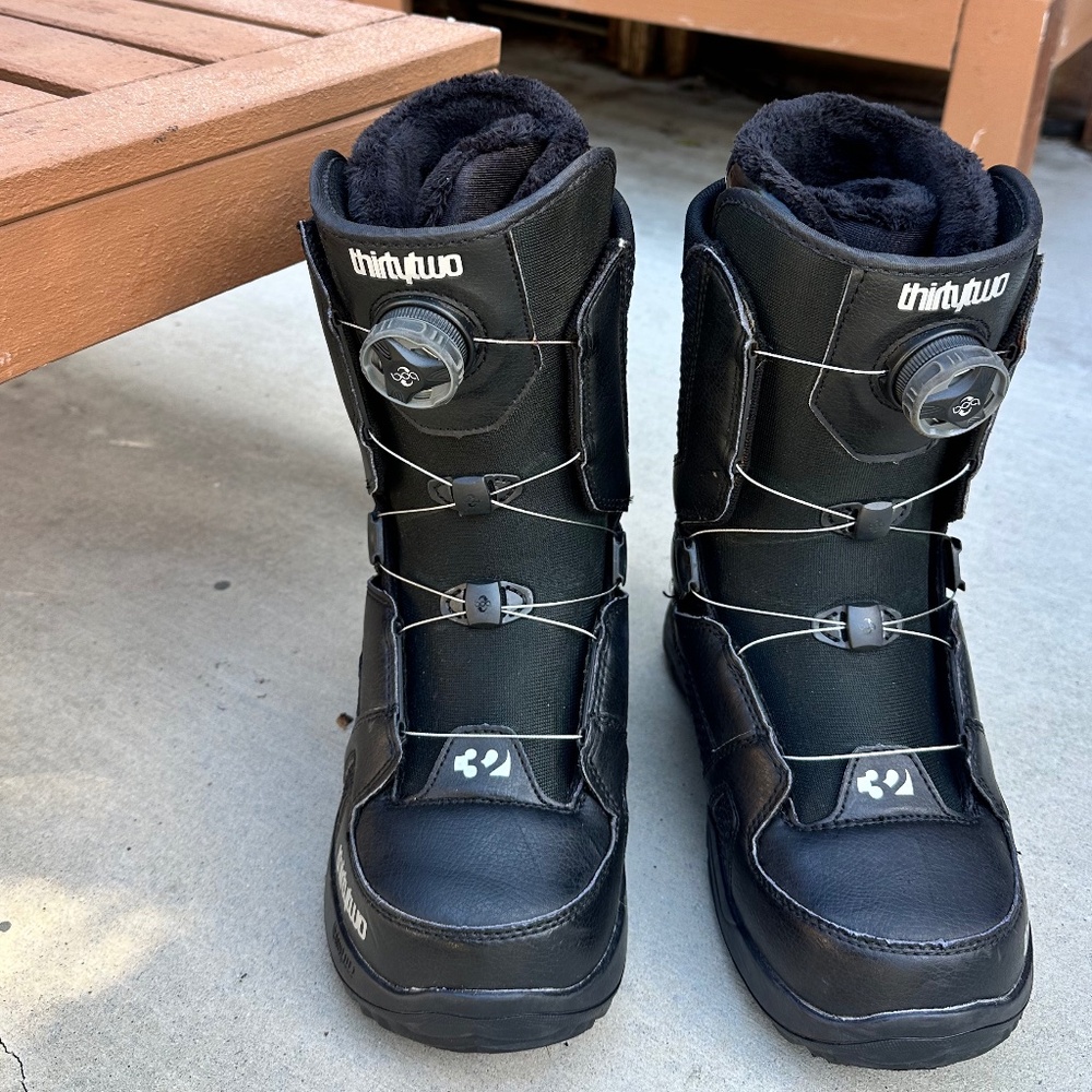 Thirtytwo 32 Snowboard Boots US Momen's 7.5